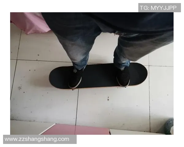 黄敏独家分享滑板技巧与心得体会助你轻松掌握滑板运动的乐趣与挑战